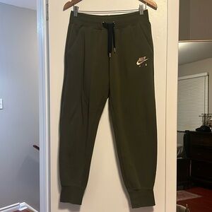 Nike Sweatpants